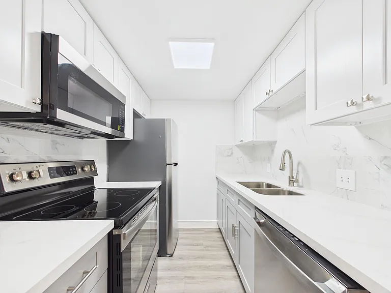 7510 Hornwood Dr #801 — Photo 5