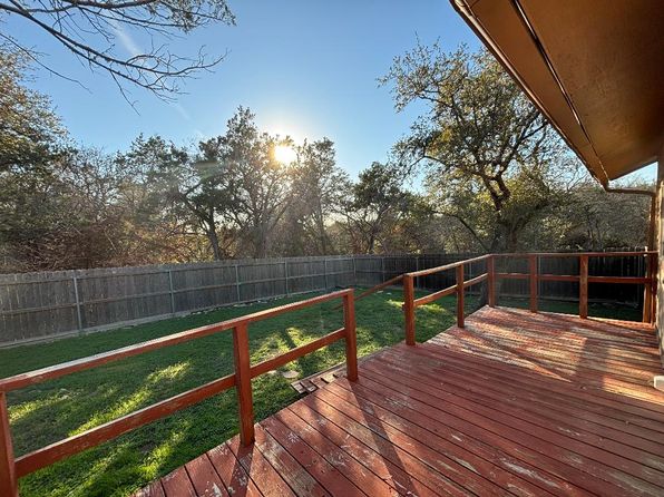 15 Cliffside Cir