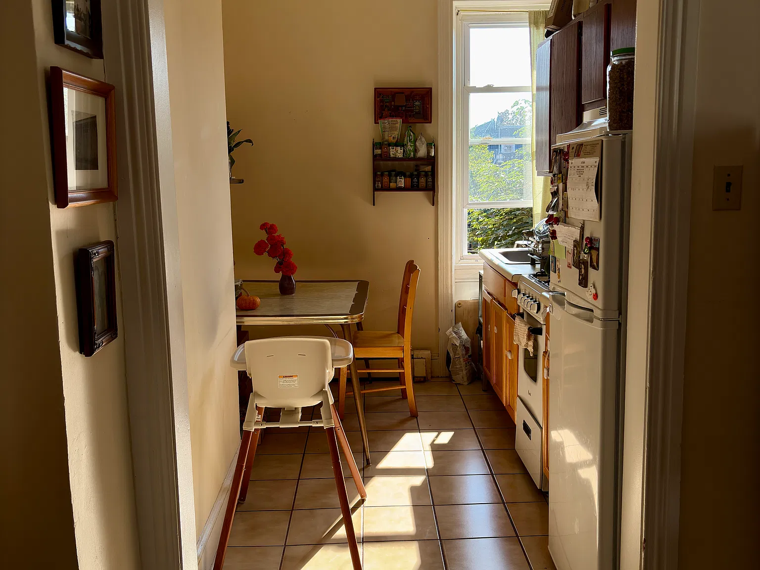 2 bed, $1,165 — Photo 1