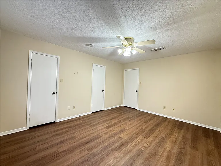 15307 Pebble Lake Dr — Photo 17