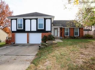 11203 W 99th St, Overland Park, KS 66214