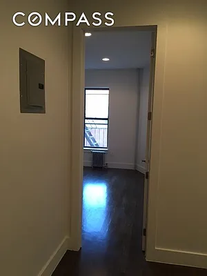 Rented by Compass | media 33