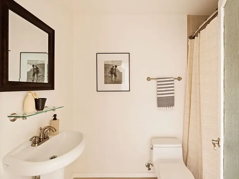 970 Palm Ave #207 — Photo 10