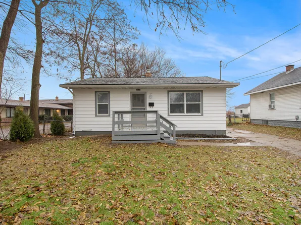 2620 Charlesgate Ave SW, Wyoming, MI 49509