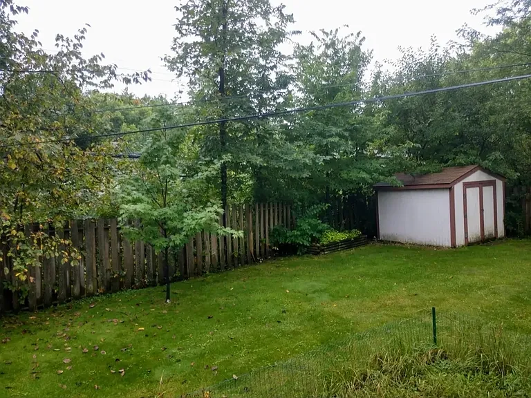 6709 Markwood Dr N — Photo 36