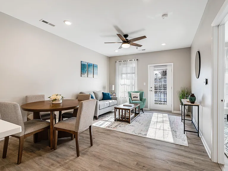 Pinnacle Ridge Apartments — Photo 9