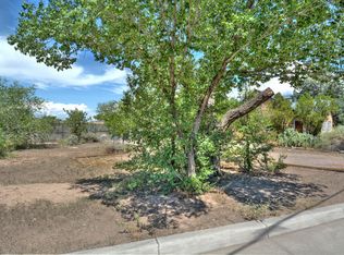 Los Arboles Ave NW, Albuquerque, NM 87107