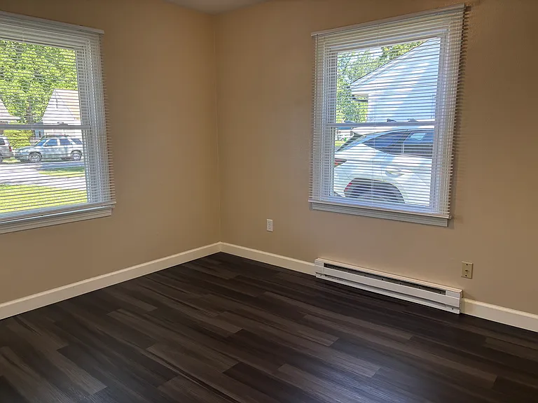 319 Dellwood Rd — Photo 8