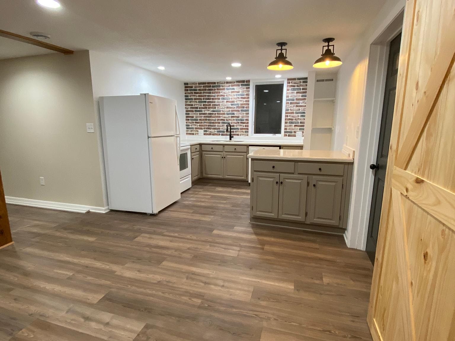 501 W 3rd St 3, Monticello, MN 55362 Zillow