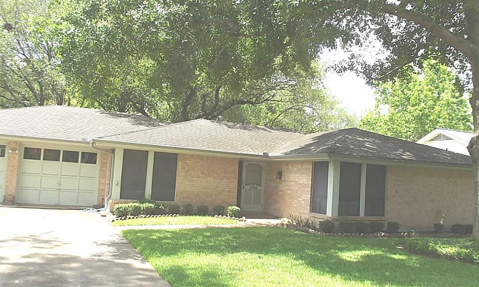 1st image of 1506 Hawthorn Dr