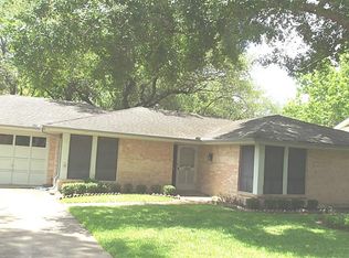 1506 Hawthorn Dr, Richmond, TX 77469