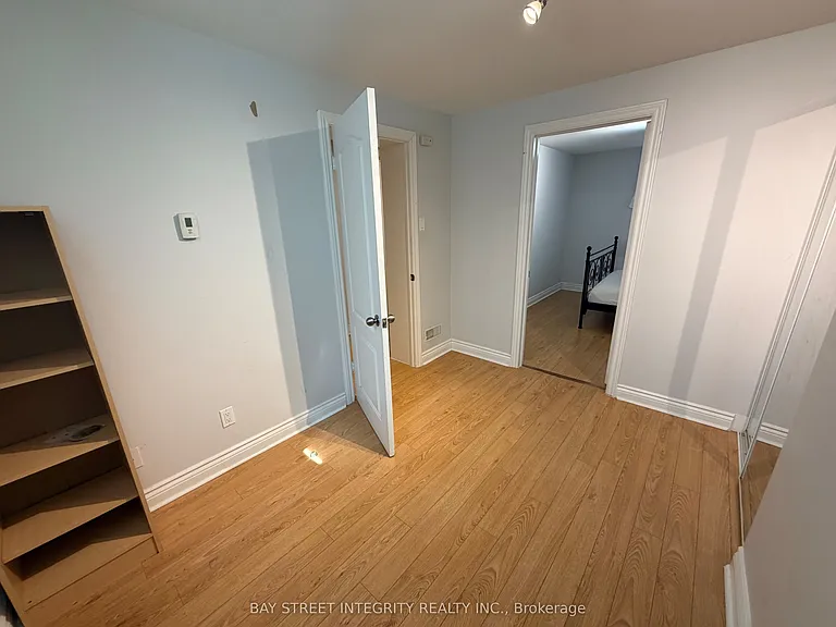 59 Christina Cres #BASEMENT — Photo 7