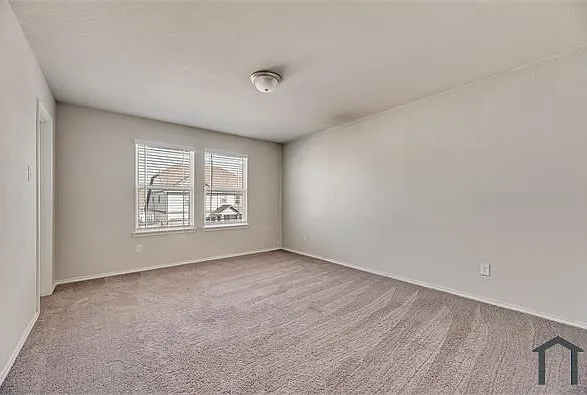 5913 Hopkins Dr — Photo 15