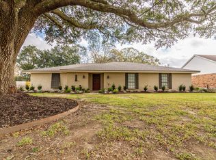600 N Michot Rd, Lafayette, LA 70508