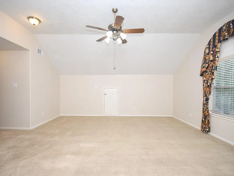10430 Sanibel Falls Ct — Photo 24