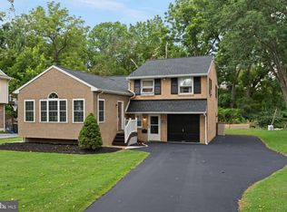 925 Georgetown Rd, Swarthmore, PA 19081