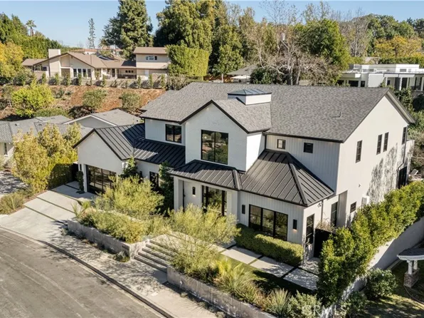 4050 Contera Rd, Encino, CA 91436
