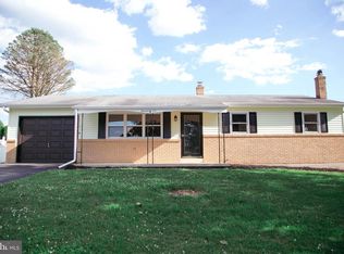 1320 E Walnut St, Annville, PA 17003