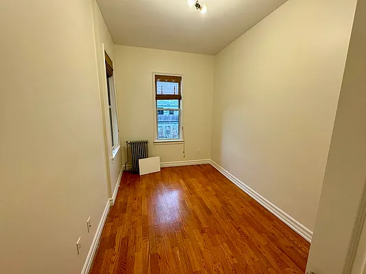 Rented by Amorelli Realty | media 6