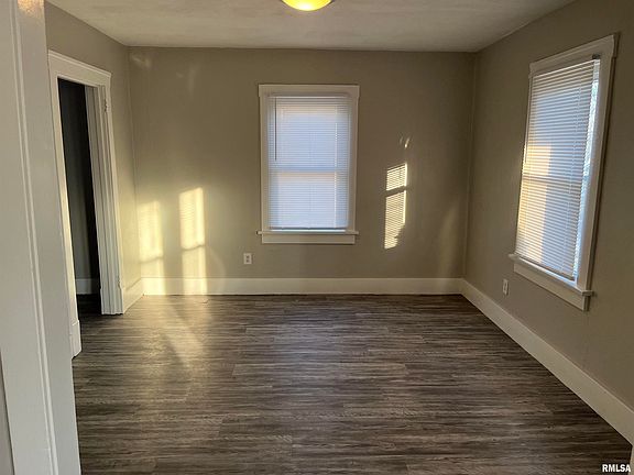5th image of 1203 W Hanssler Pl