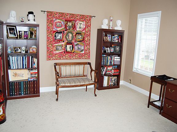 2nd image of 7149 Deer Hollow Ln