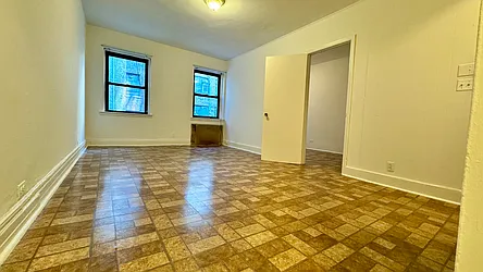 Rented by HOLTON REAL ESTATE INC.