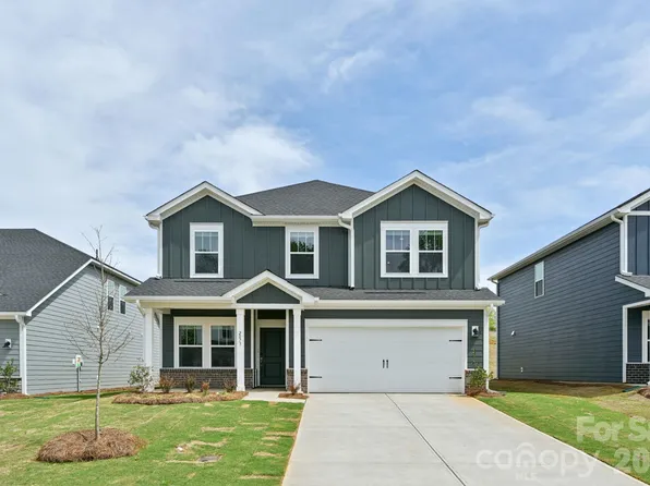 2052 Sunflower Cir, Newton, NC 28658