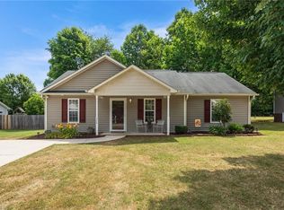 322 Floyd Berrier Dr, Kernersville, NC 27284