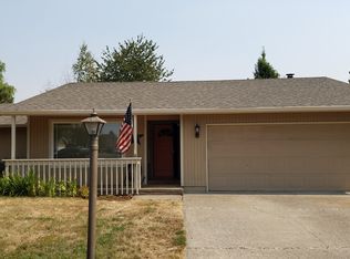 2566 Greentree Dr NE, Salem, OR 97305