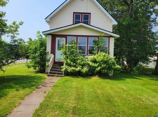 2332 E 3rd St, Superior, WI 54880