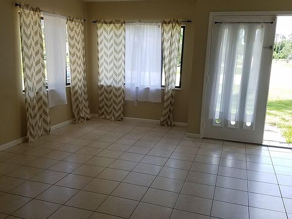 3rd image of 190 Point Pleasant Dr