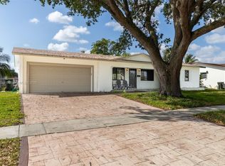 3890 NW 4th Ct, Pompano Beach, FL 33066