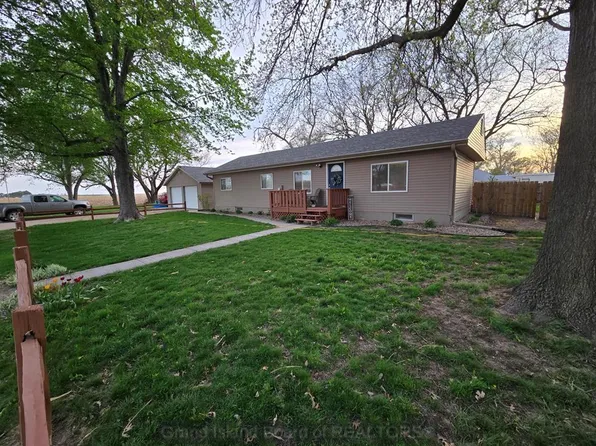 504 F St, Shelton, NE 68876