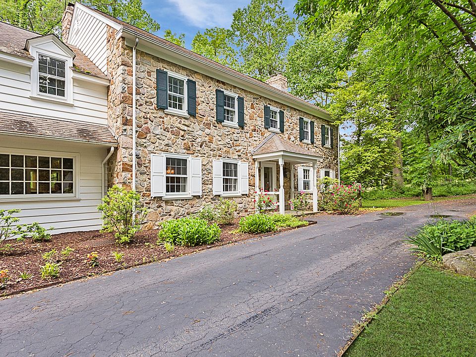 Historic Stone front
