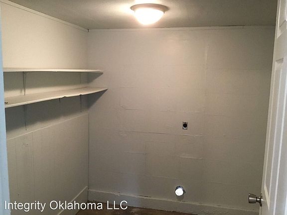 4th image of 12813 NE 36th St