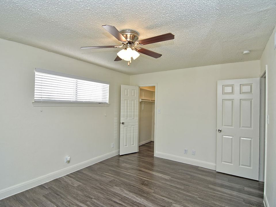 2nd image of 1308 McKie Dr APT 106