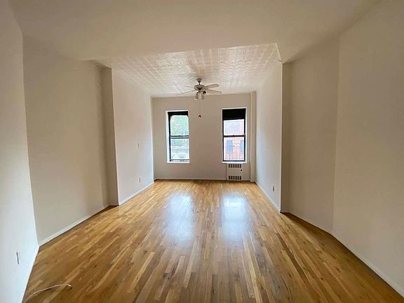 2nd image of 237 E 53rd St APT 4A