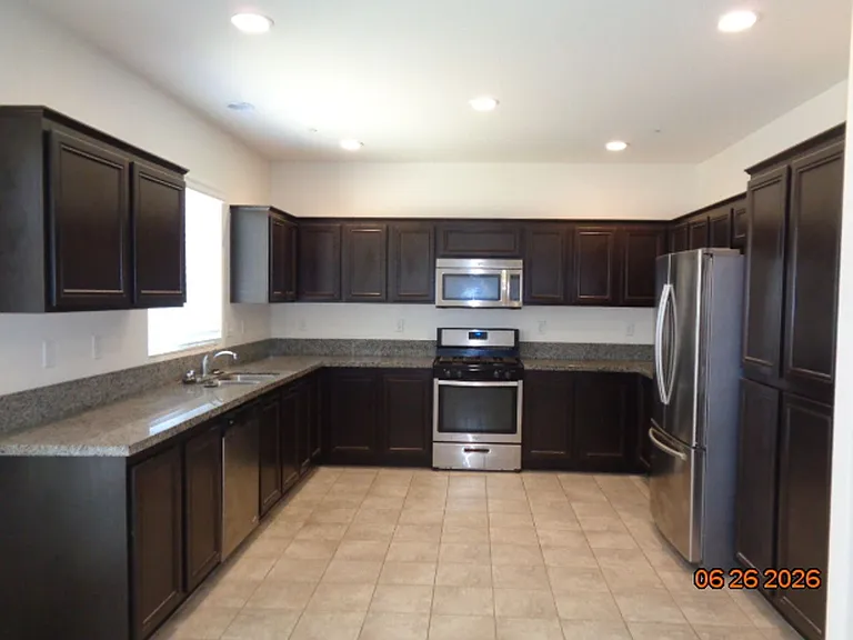 3651 Monument Hills Ave — Photo 4