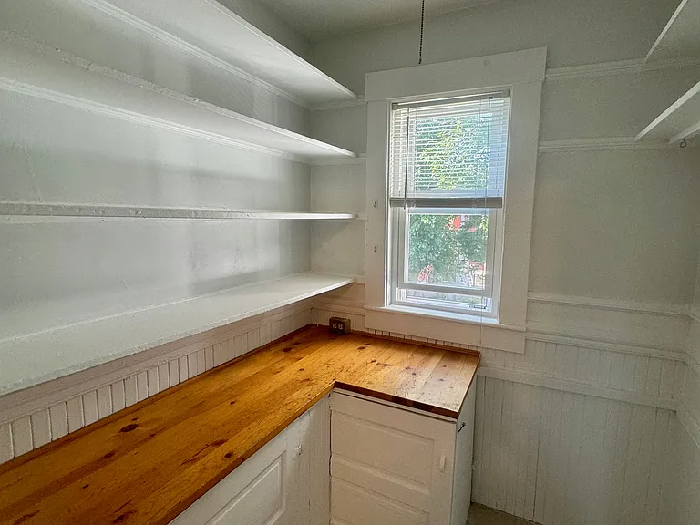 13 Orrin St #3R — Photo 9