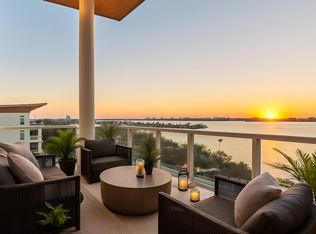 1020 Sunset Point Rd #703, Clearwater, FL 33755