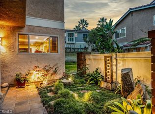 7816 Seabreeze Dr, Huntington Beach, CA 92648