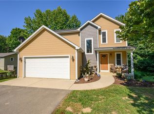 240 Parkview Rd, Nashville, IN 47448