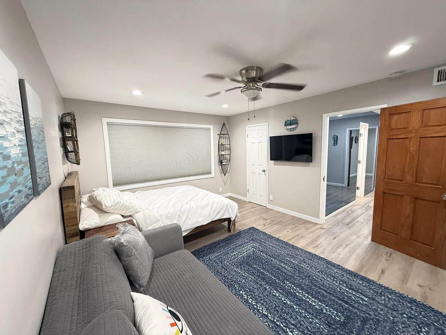 1174 E Ocean Blvd 10 - 1 — Photo 3
