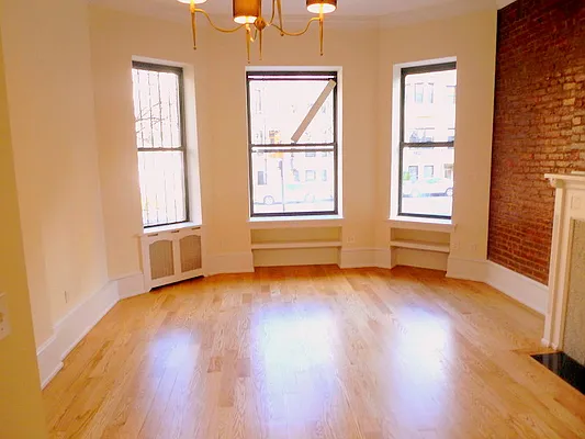 Rented by Guidance Realty Corp. | media 64