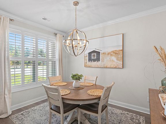 5th image of 2405 Thoroughfare Dr. #2405