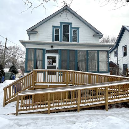 162 McBoal St, Saint Paul, MN 55102