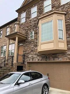 Building Photo - 885 Cedar River Ct SE