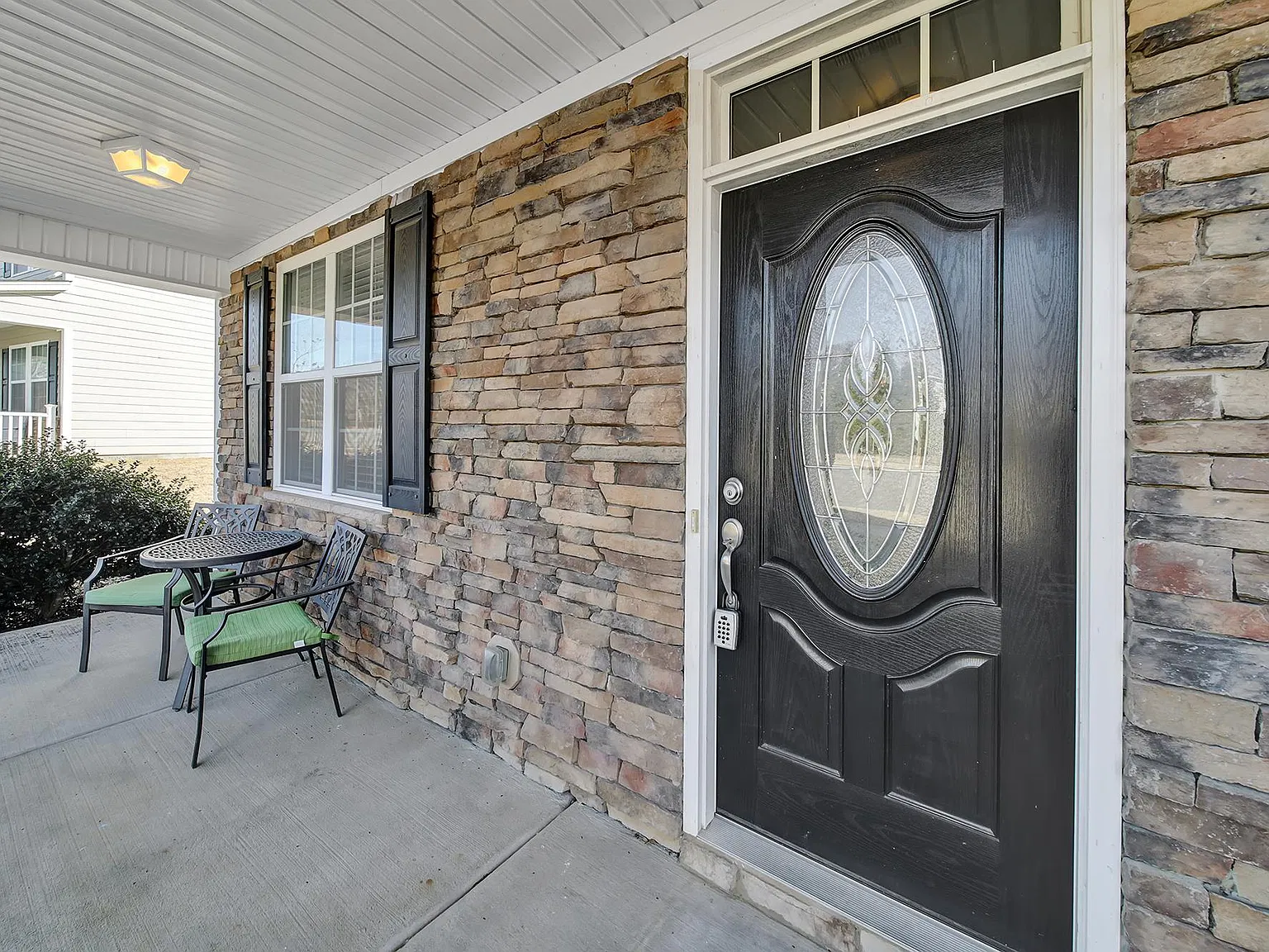 9115 Rayneridge Dr — Photo 3