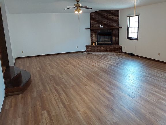 5th image of 4137 Genesee Ave