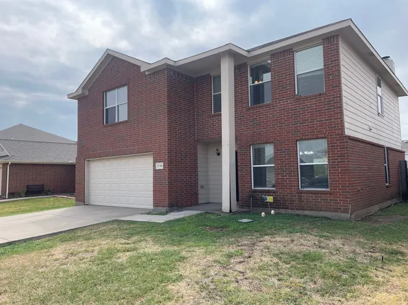 2140 Biggs St, Fort Worth, TX 76177